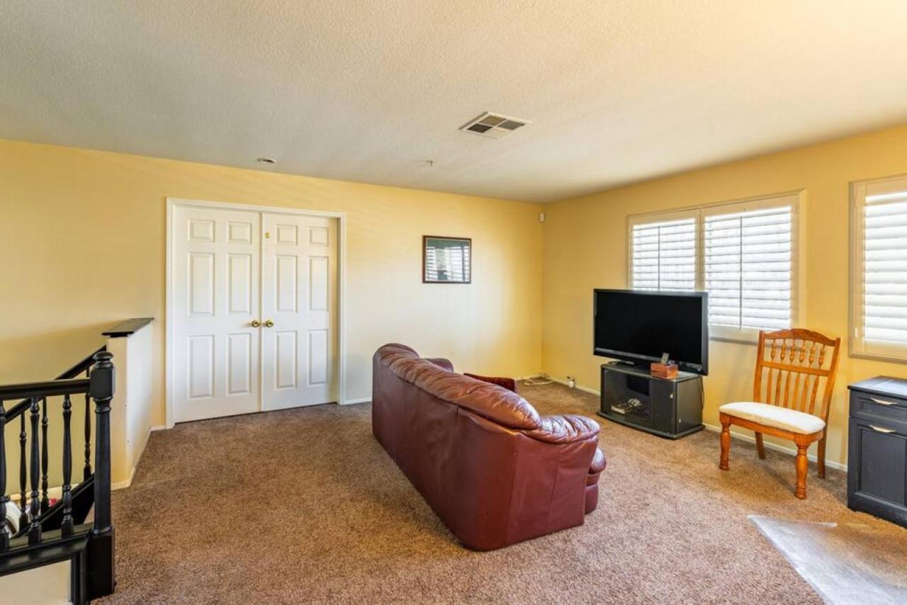 Family-Friendly 4Br Home - Spacious - Great Location Fontana Buitenkant foto